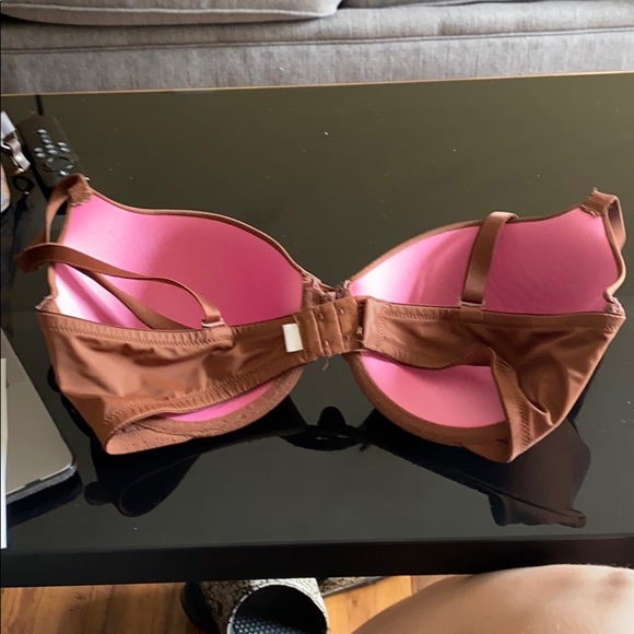 Pink bra - Picture 2 of 4